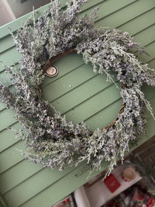 G219813 - 24" Iced Juniper Berries Wreath (7025123098690)