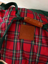 Load image into Gallery viewer, 2023 Green &amp; Tartan Luxe Tree Storage Bag (6989403258946)