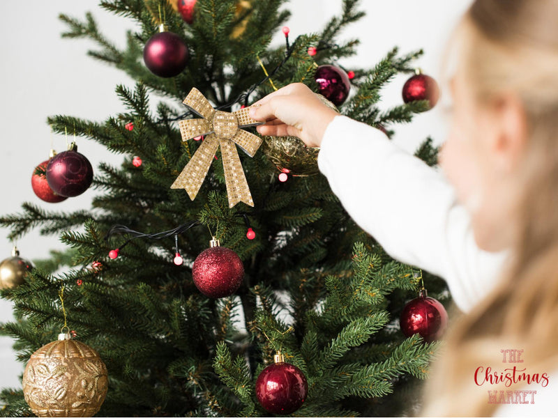 A Step-by-Step Guide on How to Decorate Your Christmas Tree