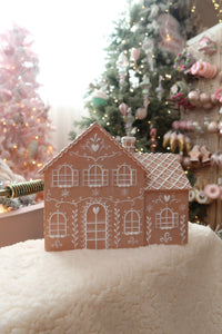 Style 3 Brown Gingerbread House - PRE ORDER (7215567011906)