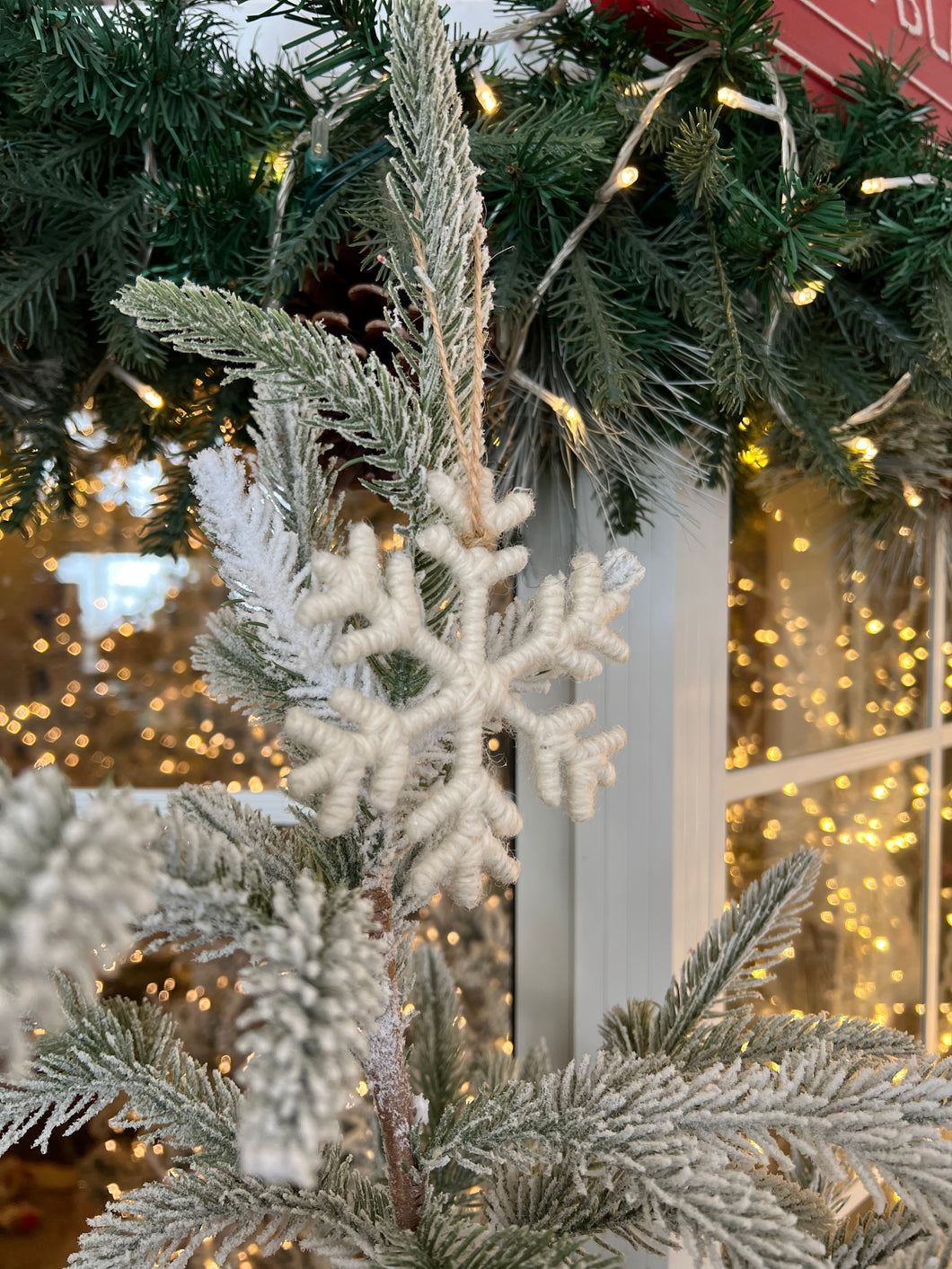 Wire Felt Snowflake Ornament (6981696028738)