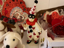 Load image into Gallery viewer, Valentine Clown Boy Small - TD8493 (7553451786306)