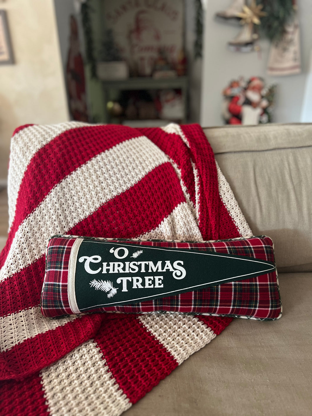 O Christmas Tree Tartan Pennant Pillow (7015159234626)