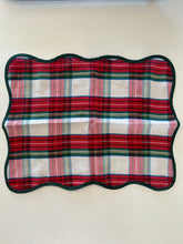 Load image into Gallery viewer, PLACEMATS Tartan Linen Set of 4 (7014405570626)