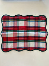 Load image into Gallery viewer, PLACEMATS Tartan Linen Set of 4 (7014405570626)