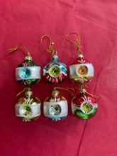 Load image into Gallery viewer, LO8205 - Merry &amp; Bright Ornament Placecard Holder Set Of 2 (7548516532290)