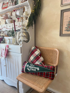 O Christmas Tree Tartan Pennant Pillow (7015159234626)