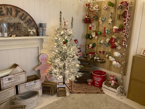 4.5 Foot Flocked Snake Light Tree