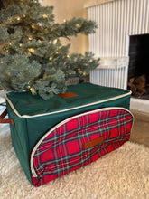 Load image into Gallery viewer, 2023 Luxe Ornament Organiser - Green &amp; Tartan (6989402636354)