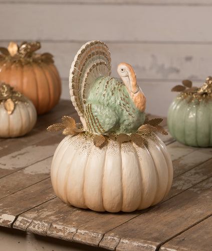 TD0073 - Elegant Turkey on Pumpkin (6914277146690)