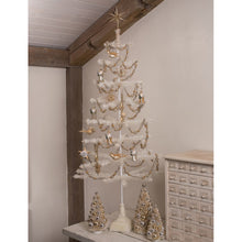 Load image into Gallery viewer, LC0655 - Silver and Gold Mini Santa Ornament Assorted (6685615063106)