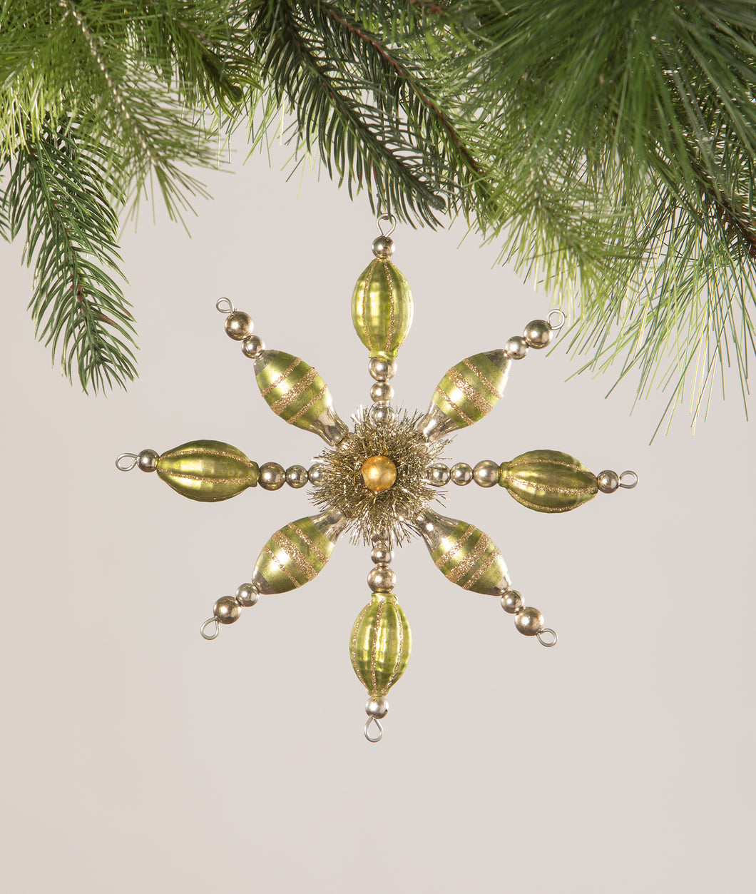 LC2434 - Peridot Starburst Ornament (6912503775298)