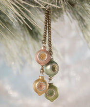 Load image into Gallery viewer, LC9563 - Pastel Dangle Ornament (4671539937346)