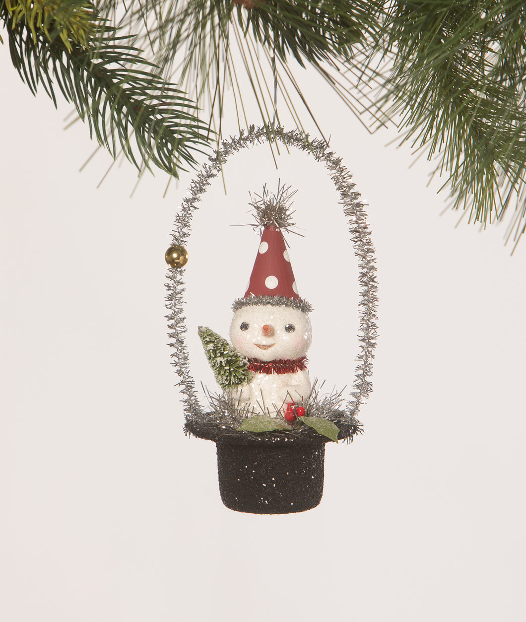 MA2085 - Snowman in Top Hat Ornament (6912519438402)