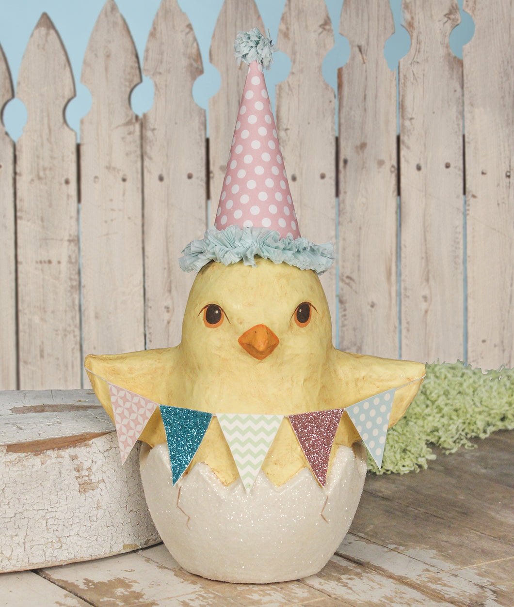 TJ9493 - Party in Chick in Egg (4782234075202)