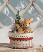 Load image into Gallery viewer, Merry &amp; Bright Deer on Box - TL9415 (4671965921346)