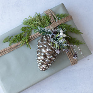 WS202230 - 4.5" Pinecone Flocked Ornament (6863644917826)