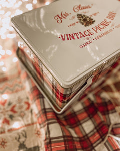 Mrs Claus’ Vintage Picnic Box (6749381328962)