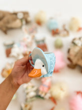 Load image into Gallery viewer, Vintage Daisy DUCK Mini Mug (4773861851202)