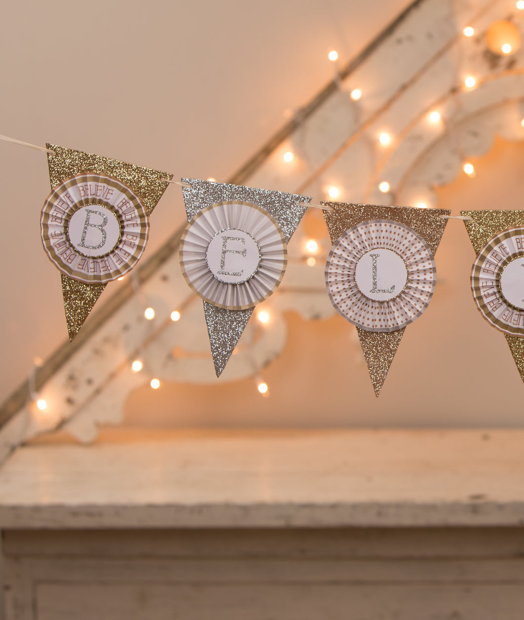 TL1348 - Believe Metallic Glittered Garland (6743957962818)