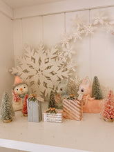Load image into Gallery viewer, TF0128 - Pastel Christmas Package Placecard Holder Set of 3 (6595443359810)