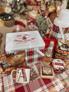 Mrs Claus’ Vintage Picnic Box (6749381328962)