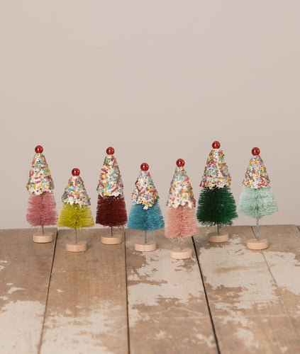 LC1543 - Christmas Mini Cupcake Trees Set of 7 (6743965401154)
