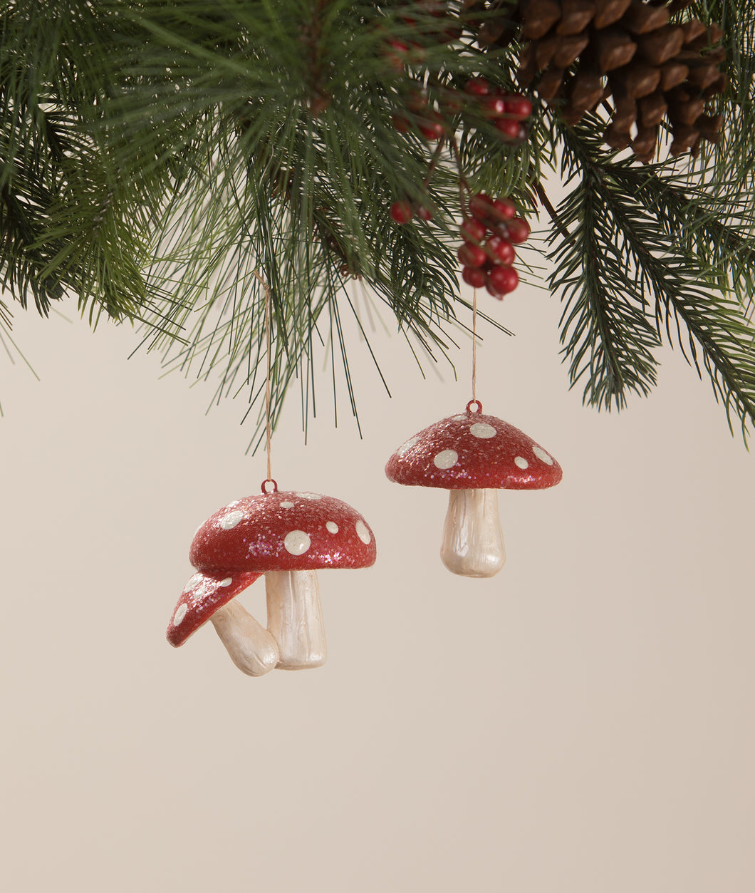 TF1256 - Red Spotted Mushroom Ornaments Set of 2 (6743951212610)