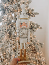 Load image into Gallery viewer, White King Nutcracker (4548620681282)