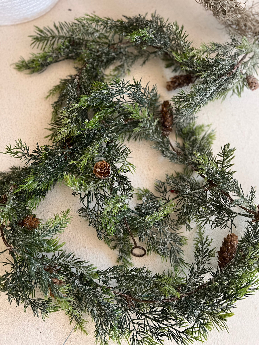 G191418 - 6' Snowy Pine & Cone Garland (6695534592066)