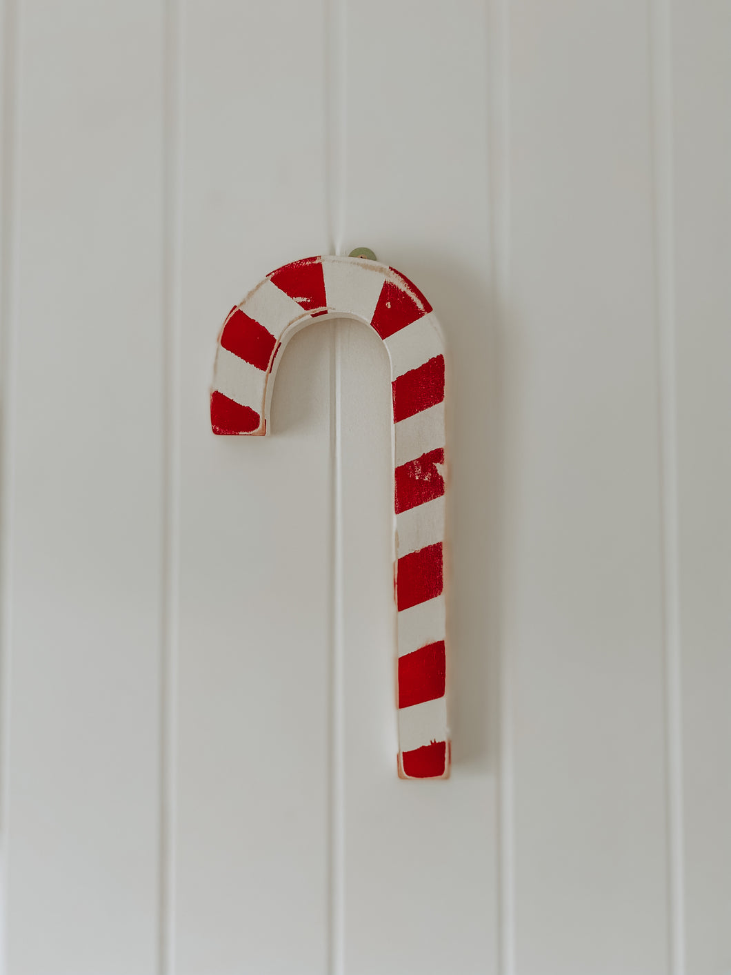 Single Wooden Vintage Candy Cane (4738099281986)