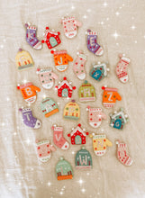 Load image into Gallery viewer, Felted Monogram Ornament (4485222826050)