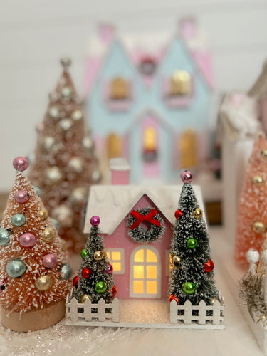Small Pink Cottage - TCM Glitter Village (6783031410754) (7554683306050)